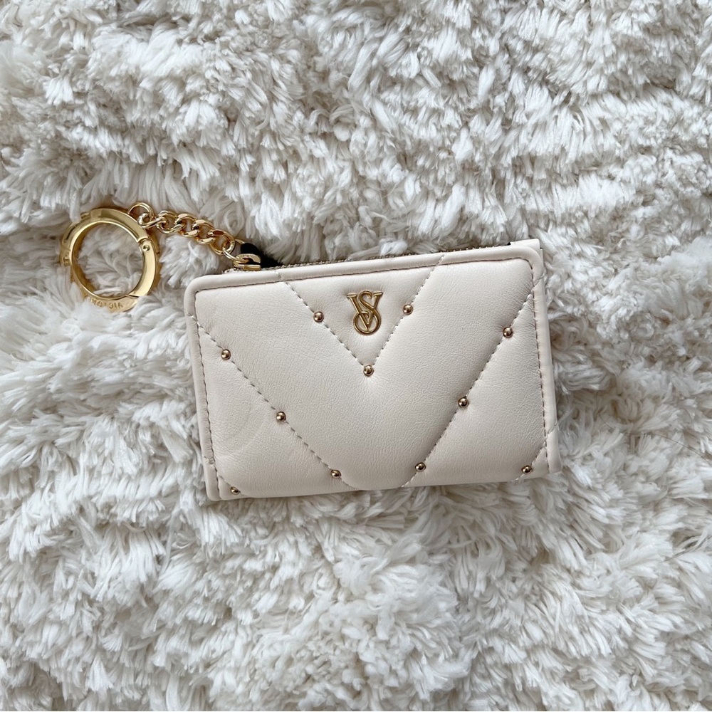 Victoria's Secret Cream & Gold Quilted Keychain Card Case